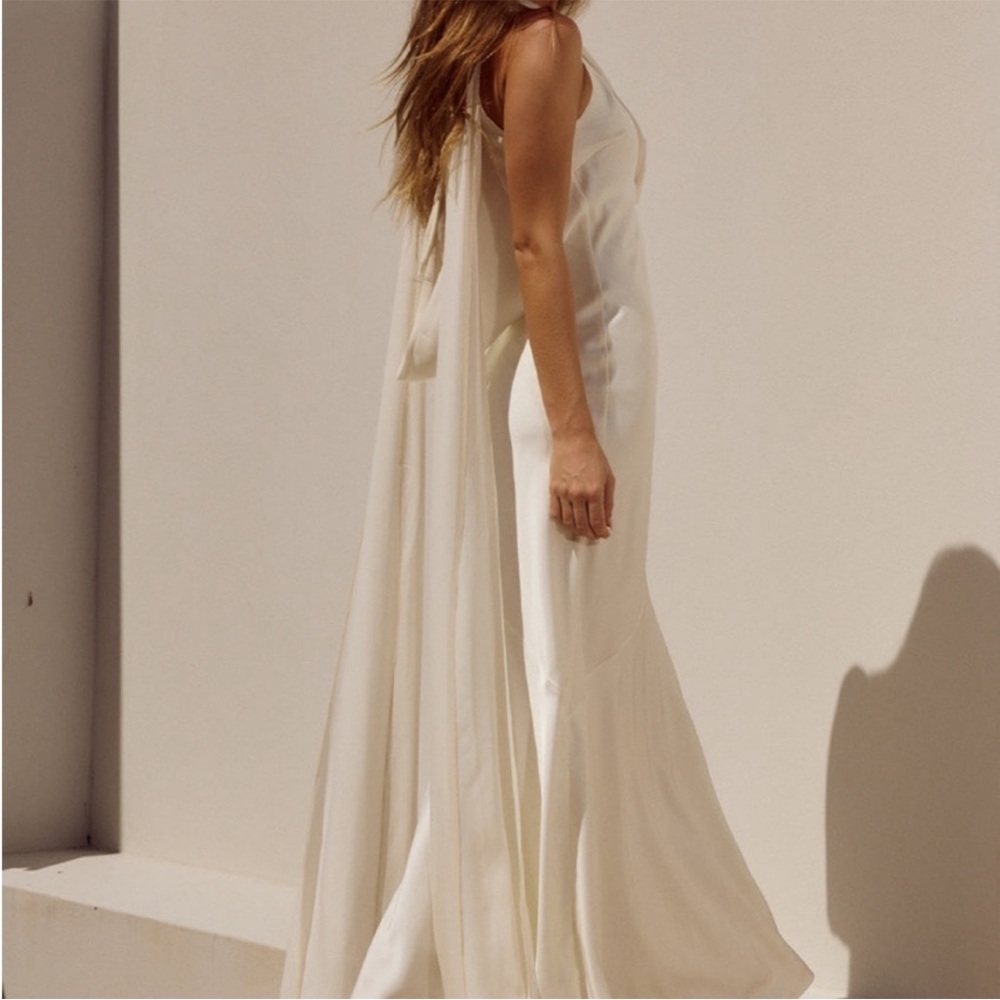 Runaway the Label - Gabriella Maxi Dress - Ivory - XS - Picture 4 of 8